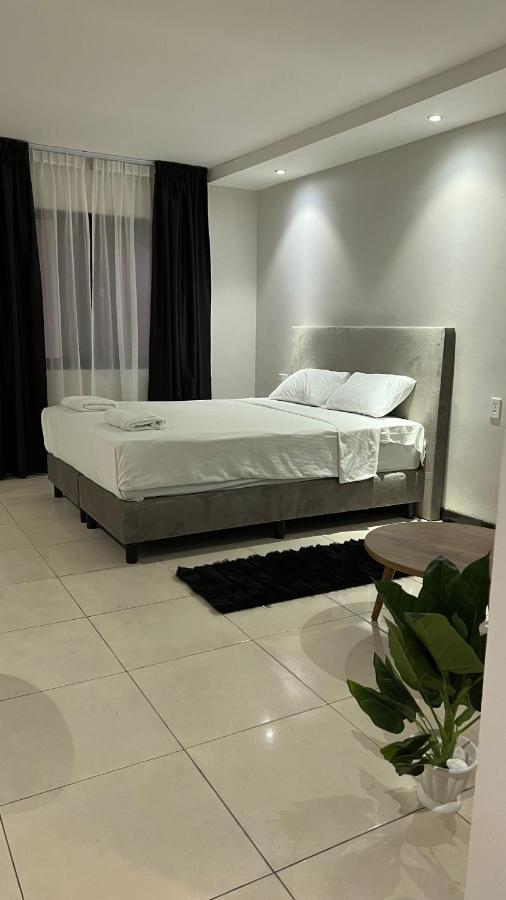 פרמריבו Hotel Ritzz מראה חיצוני תמונה
